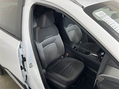 New 2026 Nissan Kicks SV image 28