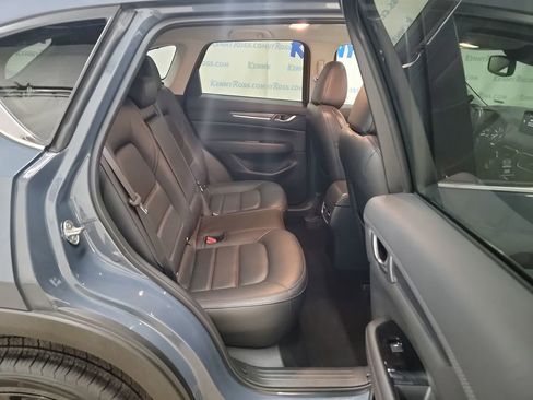 Used 2025 MAZDA CX-5 Carbon Edition image 13