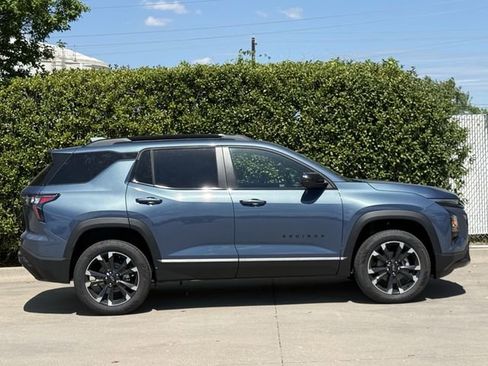 New 2026 Chevrolet Equinox RS w/ Convenience Package III FWD image 3