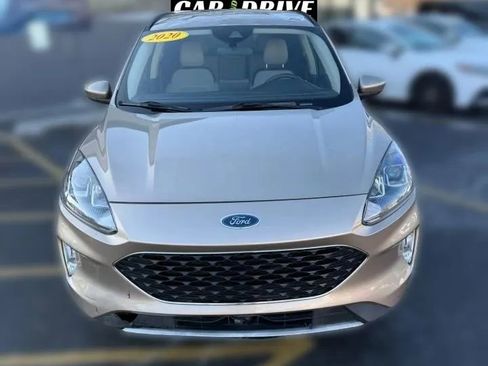 Used 2020 Ford Escape SEL image 2