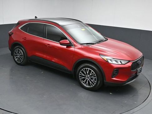 Used 2025 Ford Escape SE FWD image 46