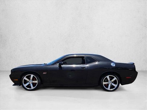 Used 2013 Dodge Challenger SRT8 image 9