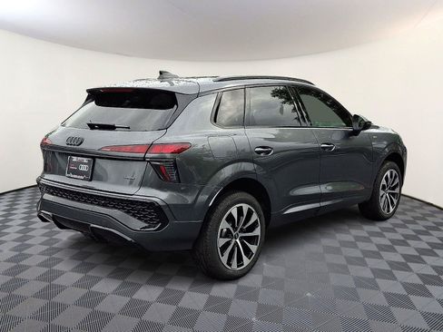 New 2026 Audi Q3 quattro 2.0T AWD/4WD image 6