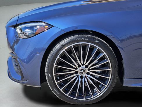 Used 2025 Mercedes-Benz C 300 Sedan image 30