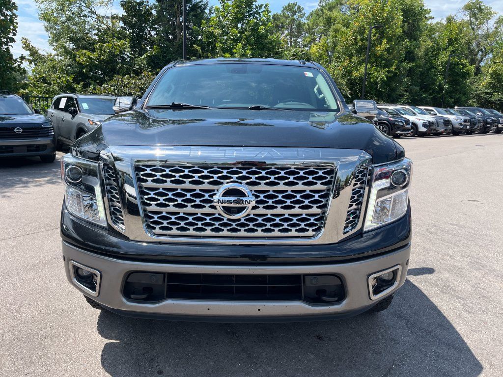 Used 2019 Nissan Titan Platinum Reserve AWD/4WD image 36