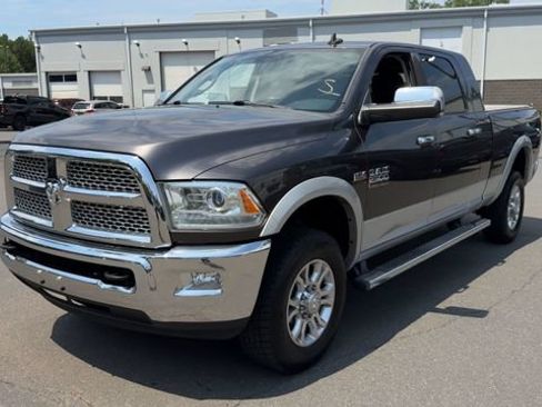 Used 2015 RAM 2500 Laramie w/ Protection Group AWD/4WD image 4