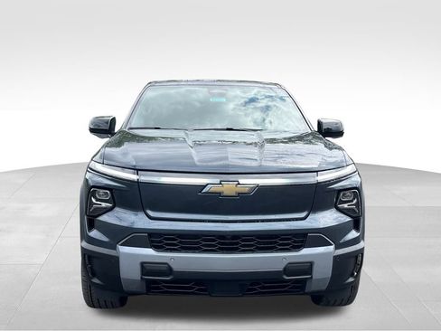New 2026 Chevrolet Silverado EV LT w/ LPO, Dark Package Plus AWD/4WD image 8