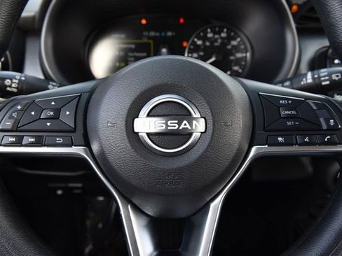 Used 2024 Nissan Kicks SV image 16