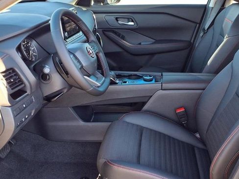 New 2026 Nissan Rogue SV AWD/4WD image 11