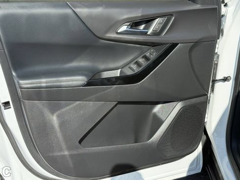 Certified 2026 Chevrolet Equinox LT AWD/4WD image 17