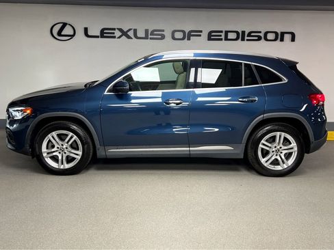 Used 2021 Mercedes-Benz GLA 250 4MATIC image 4