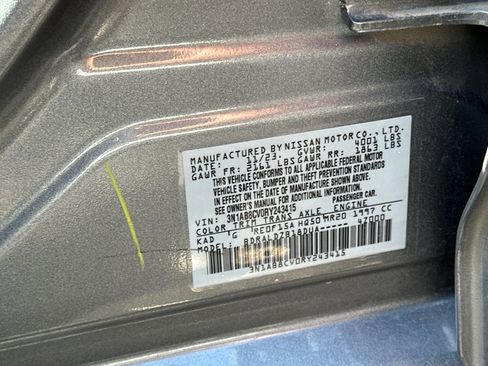 Used 2024 Nissan Sentra SV image 27