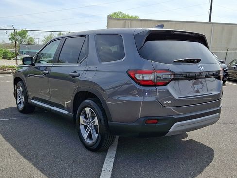 Certified 2025 Honda Pilot EX-L image 4