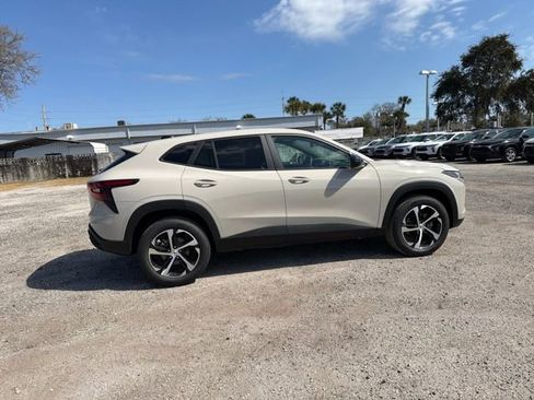 New 2026 Chevrolet Trax RS image 14