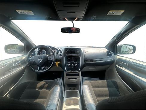 Used 2015 Dodge Grand Caravan SE FWD image 29