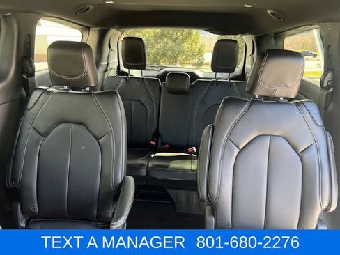 New 2026 Chrysler Pacifica Select FWD image 30