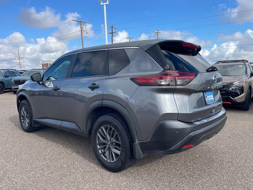 Used 2021 Nissan Rogue S FWD image 5