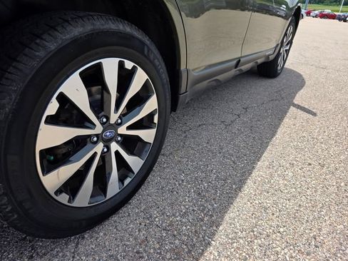 Used 2015 Subaru Outback 2.5i Limited AWD/4WD image 41