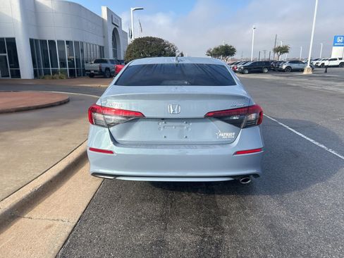 Used 2024 Honda Civic Sport image 6