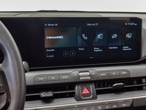 Used 2025 Kia K4 FWD image 17