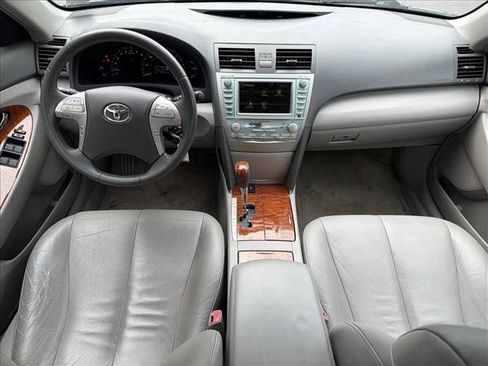 Used 2008 Toyota Camry XLE FWD image 25