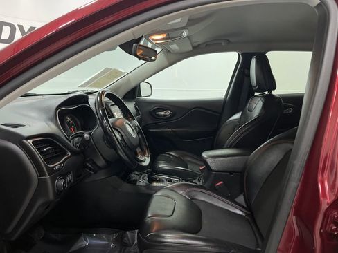 Used 2021 Jeep Cherokee Trailhawk w/ Trailer Tow Group image 13