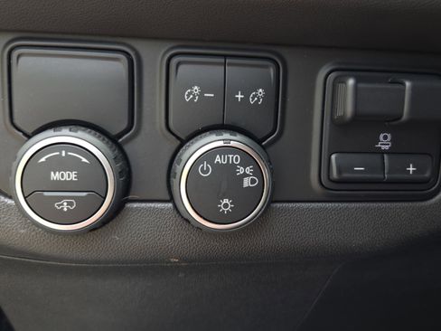 Used 2023 Chevrolet Tahoe High Country RWD image 27