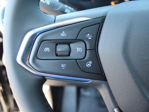 New 2025 Chevrolet Trax LT w/ Driver Confidence Package image 23