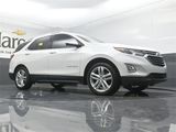 Used 2019 Chevrolet Equinox Premier image 2