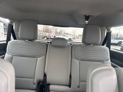 Used 2025 Ford Expedition Max Platinum w/ Platinum Ultimate Package image 28