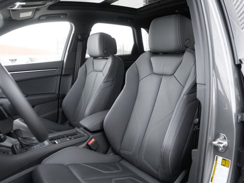 Certified 2025 Audi Q3 2.0T Premium w/ Convenience Package image 21