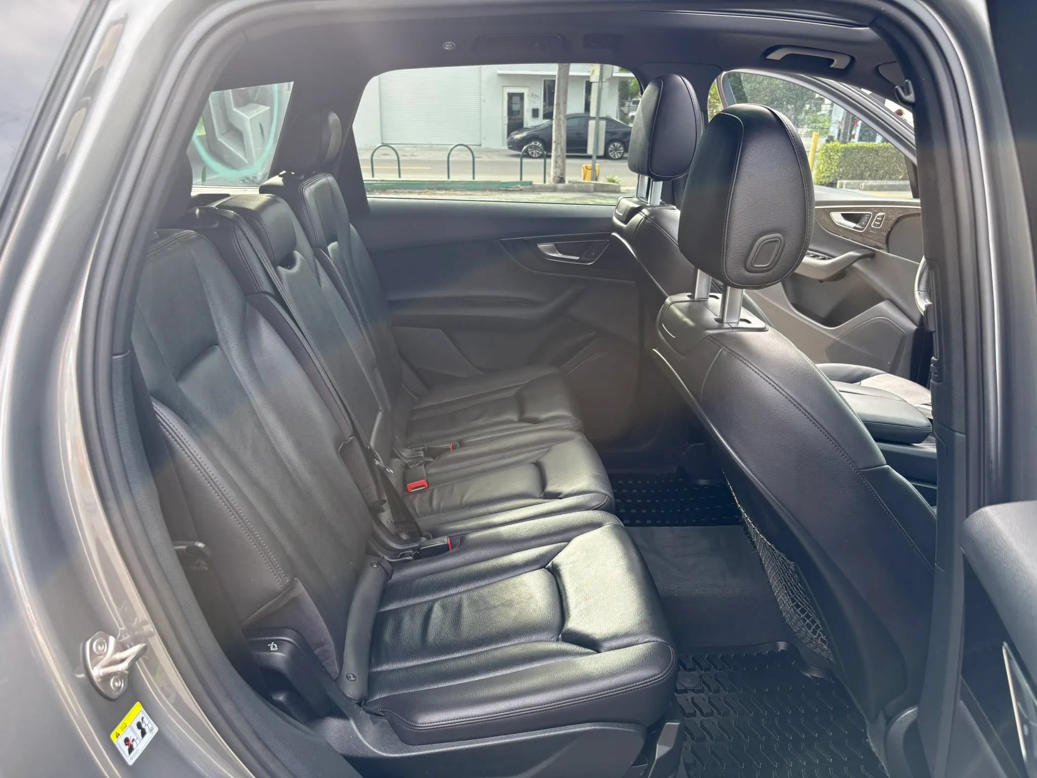 Used 2017 Audi Q7 3.0T Premium Plus w/ Premium Plus Package AWD/4WD image 22