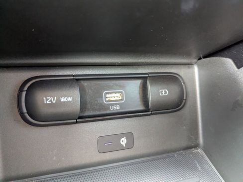 Used 2022 Kia Telluride SX w/ SX Prestige Package image 24