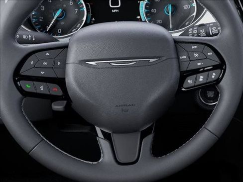 New 2027 Chrysler Pacifica Limited FWD image 19
