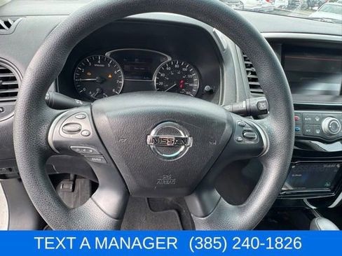 Used 2016 Nissan Pathfinder S image 14