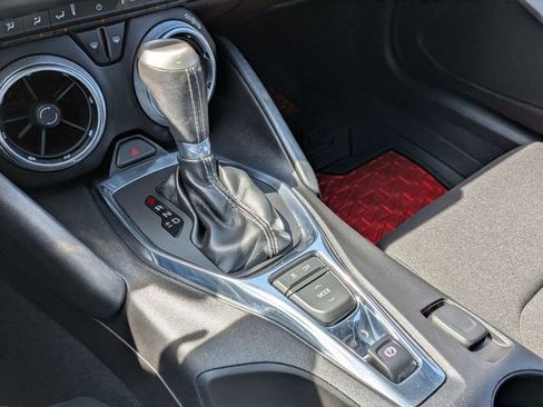 Used 2018 Chevrolet Camaro LT image 25