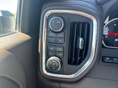 Certified 2023 Chevrolet Silverado 3500 LTZ w/ LTZ Convenience Package AWD/4WD image 17