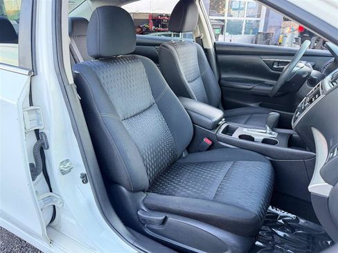 Used 2017 Nissan Altima 2.5 S w/ Power Driver Seat Package FWD image 17