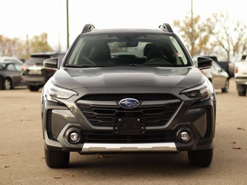 Used 2024 Subaru Outback Limited image 2