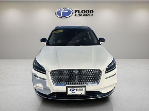 Used 2022 Lincoln Corsair Reserve w/ Equipment Group 201A AWD/4WD image 2