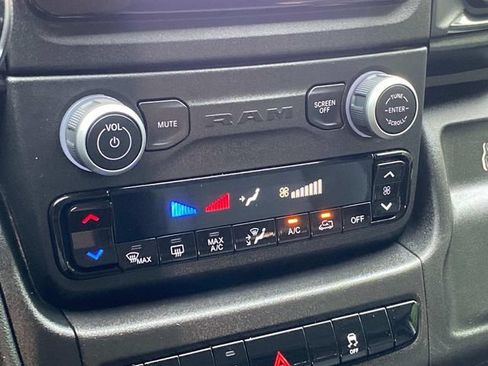 Used 2025 RAM ProMaster 2500 w/ Convenience Group FWD image 23