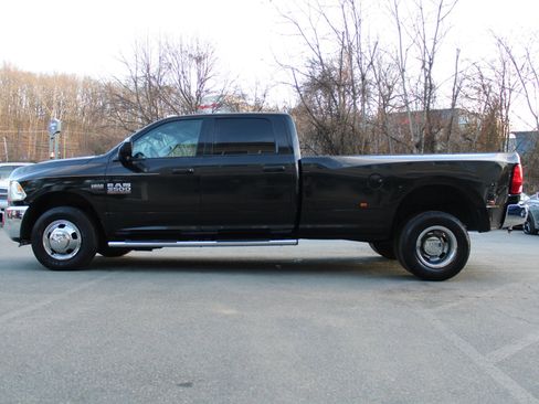 Used 2016 RAM 3500 Tradesman w/ Chrome Appearance Group image 22