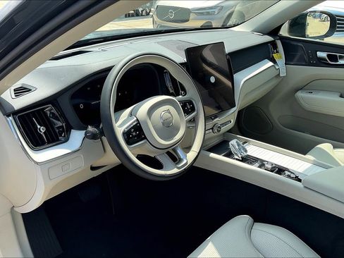 New 2026 Volvo XC60 B5 Ultra w/ Protection Package Premier image 8