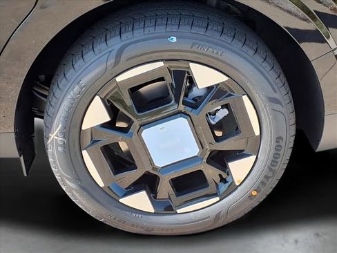 New 2026 Kia Carnival EX image 21