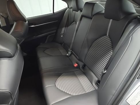 Used 2023 Toyota Camry SE image 31