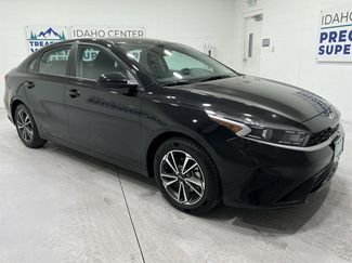 Used 2023 Kia Forte LXS video 2