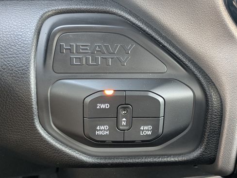Used 2026 RAM 2500 Big Horn AWD/4WD image 26