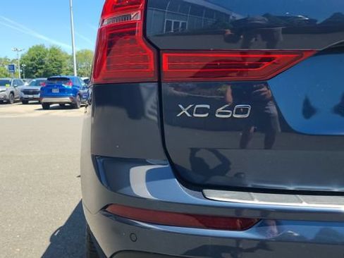 Used 2021 Volvo XC60 T6 Momentum w/ Protection Package Premier AWD/4WD image 6
