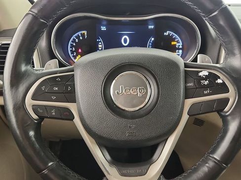 Used 2014 Jeep Grand Cherokee Laredo AWD/4WD image 12