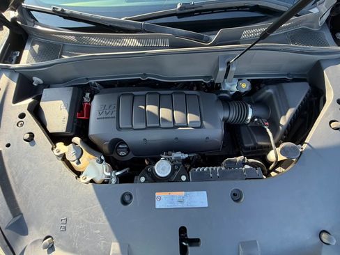 Used 2015 GMC Acadia SLE FWD image 61